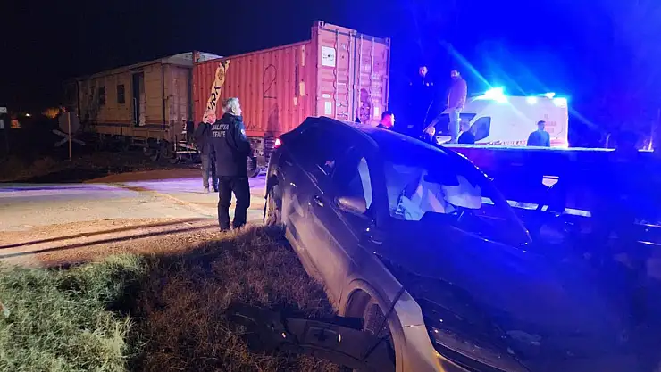 Hemzemin Geçitte Ölümle Burun Buruna: 2'si Çocuk 5 Yaralı