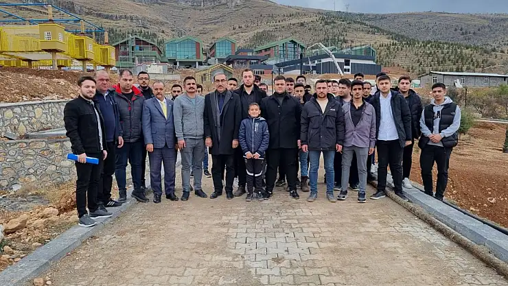 'Hizmetleri Tarih Unutmaz'