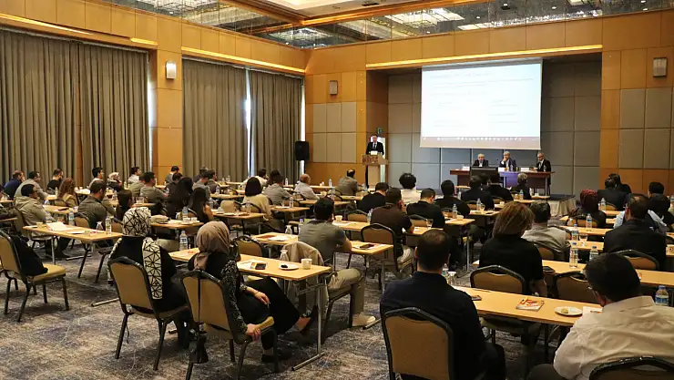 İnönü Üniversitesi Gastroenterohepatoloji Günleri Malatya'da Başladı