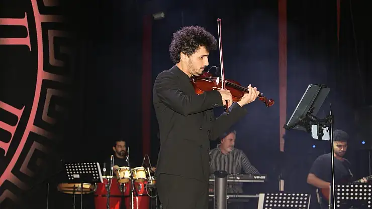 İnönü Üniversitesinde 50. Yıl Özel Solo Keman Konseri