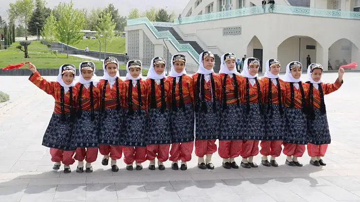 İnönü Üniversitesinde 'Bahara Merhaba Şenliği'