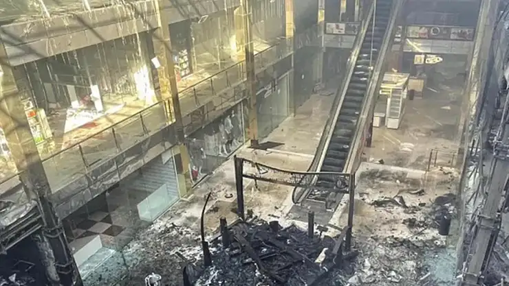 Irak'taki AVM yangınında can kaybı 61'e yükseldi: Ülke genelinde 3 günlük yas ilan edildi