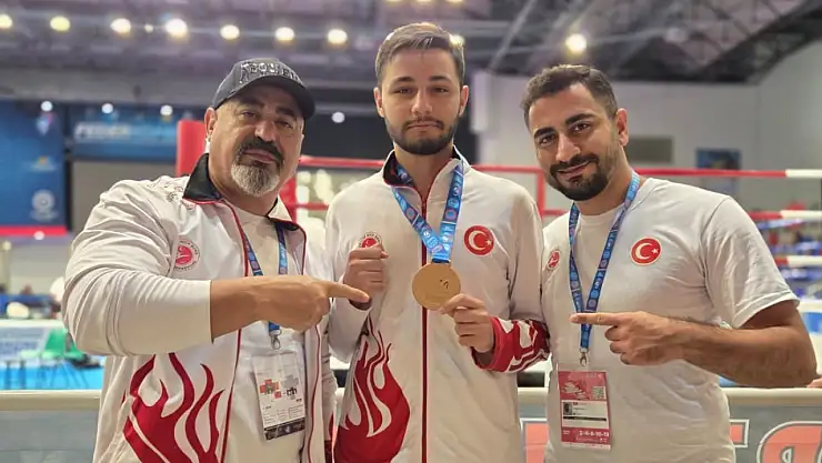 İtalya'ya Malatya İmzası! Avrupa Kick Boks Şampiyonası'nda Büyük Başarı