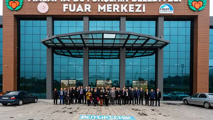 İÜ ve Büyükşehir Belediyesi işbirliği ile Vizyon Buluşması gerçekleştirildi