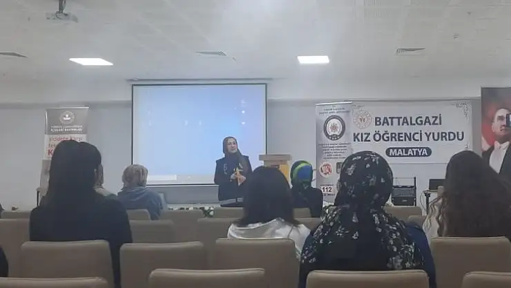 KADES Uygulaması Kız Öğrencilere anlatıldı