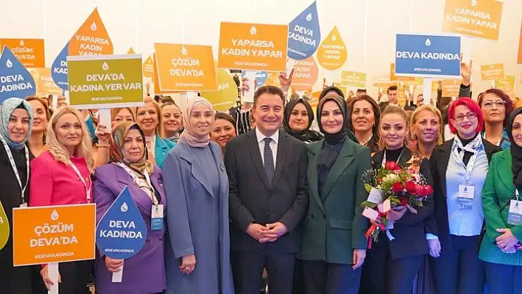 'Kadınların mücadelesi otoriter zihniyete karşı galip gelecek'
