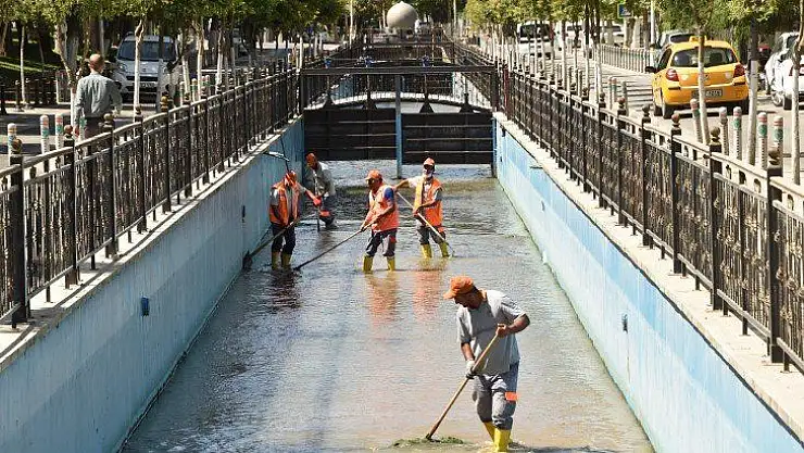 Kanalboyu Temizleniyor