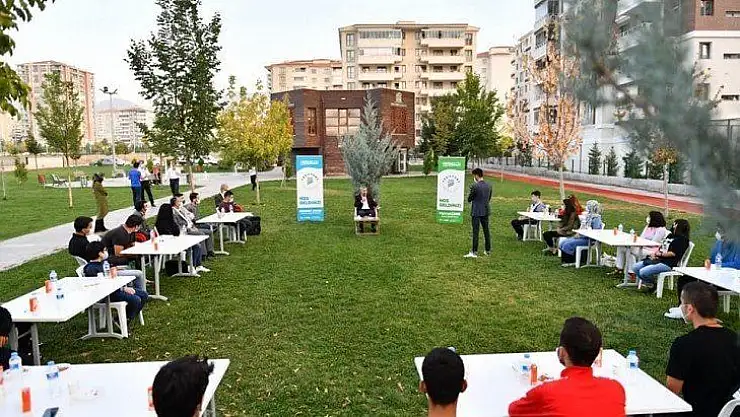 Kitapseverlerin Yoğun İlgisi, Yeni Yatırım Alanlarının Kapısını Aralıyor