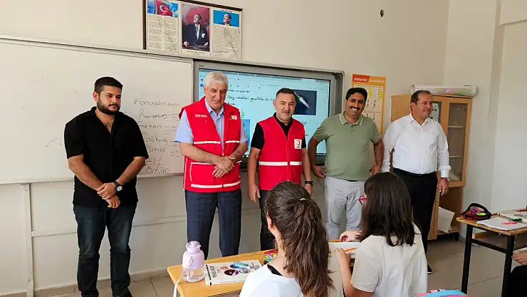 Kızılay Gönüllüleri Bulgurlu Okullarında Öğrencilerle Buluştu