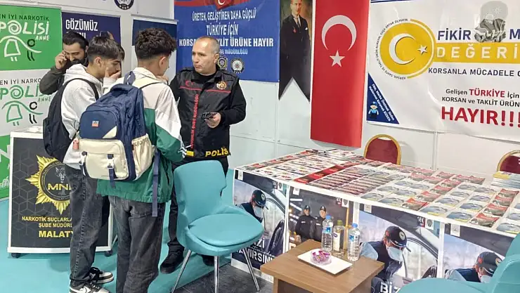 Korsana Geçit Yok! Malatya Emniyeti Kitap Fuarında Bilinçlendiriyor