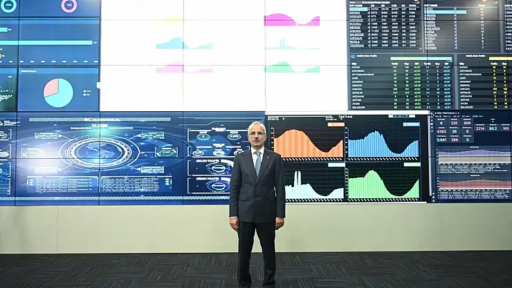 Kullanıcıların yüzde 96,9'u internete erişim için cep telefonu kullanıyor