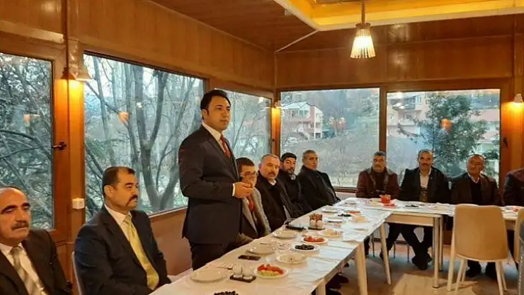 Kuluncak Belediyesi Muhtarlar İle İstişare Toplantısı Gerçekleştirdi