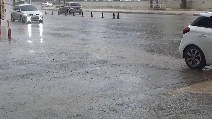 Kuzey ve batıda sağanak yağış uyarısı