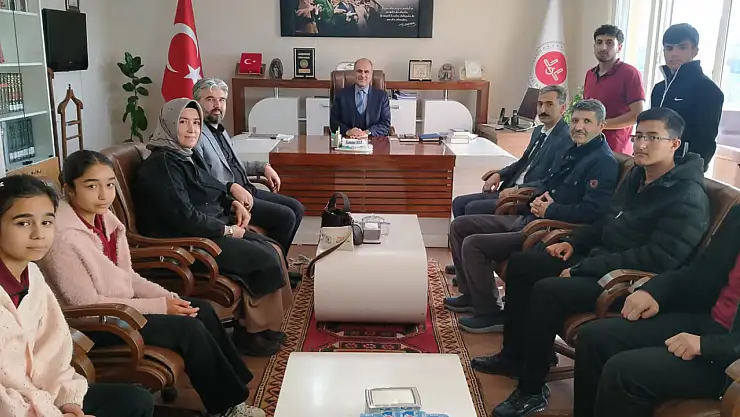 Lise öğrencilerinden Filistin'e anlamlı bağış