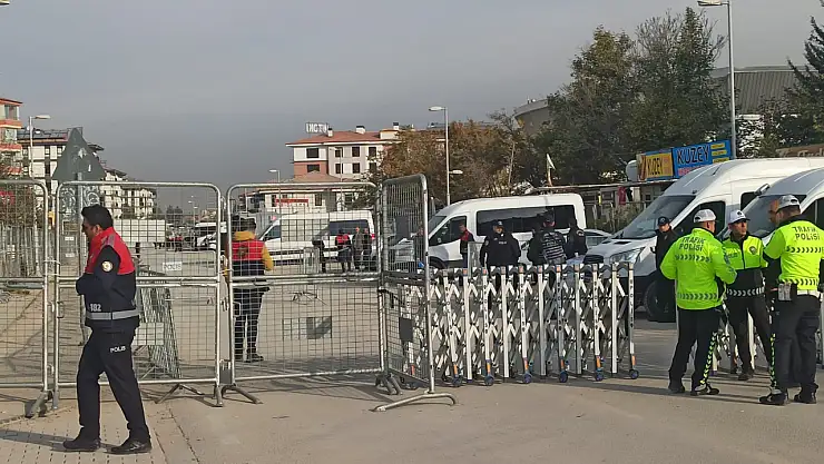 Malatya'da 116 Sanıklı Çete Davası Spor Salonunda Başladı