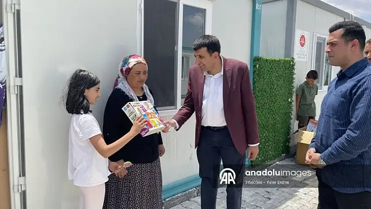 Malatya'da depremzede çocuklar sevindirildi