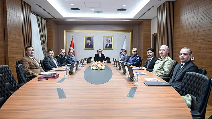 Malatya'da Güvenlik Zirvesi: Vali Yavuz'dan Suç ve Asayişe Kapsamlı Değerlendirme