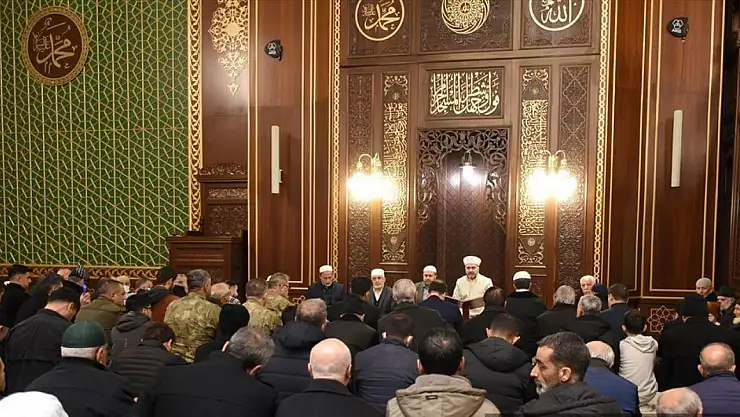Malatya'da Miraç Kandili dualarla idrak edildi