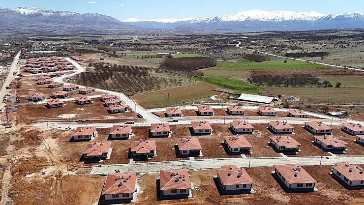 Malatya Doğanşehir'de 625 Köy Tipi Konut Tamamlandı: Depremzedelere Güvenli Yuvalar