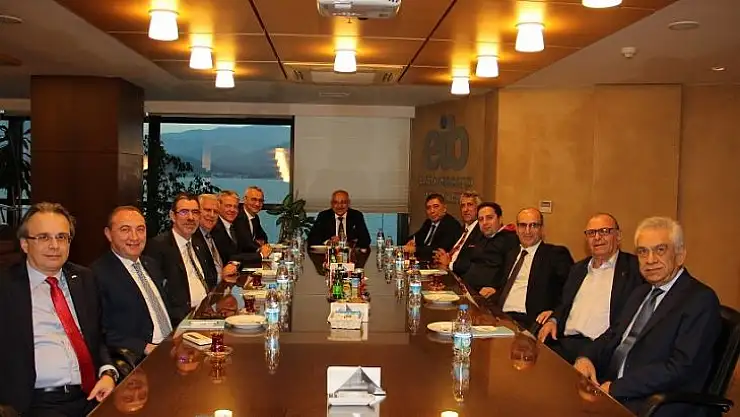 Egeli ihracatçılardan TİM Başkanı Mehmet Büyükekşi'ye vefa