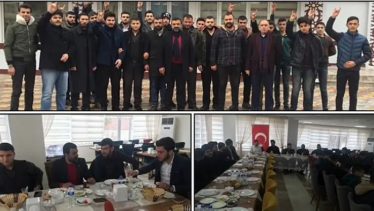 Ülkücü Gençler Askere Dualarla Uğurlandı