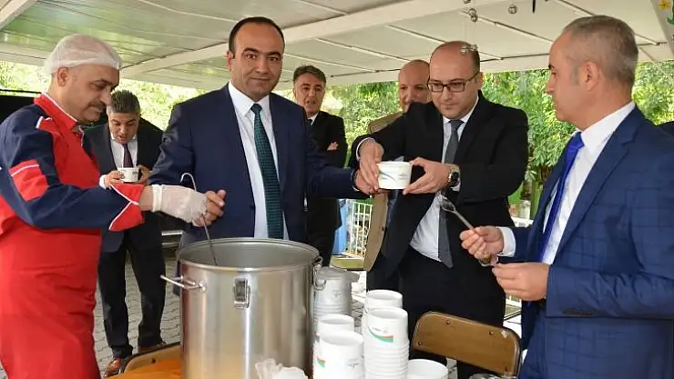Malatya Sağlık Çalışanları Derneği'nden Aşure etkinliği.