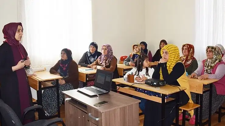 Çocuklarla İletişimin Püf Noktaları Anlatıldı