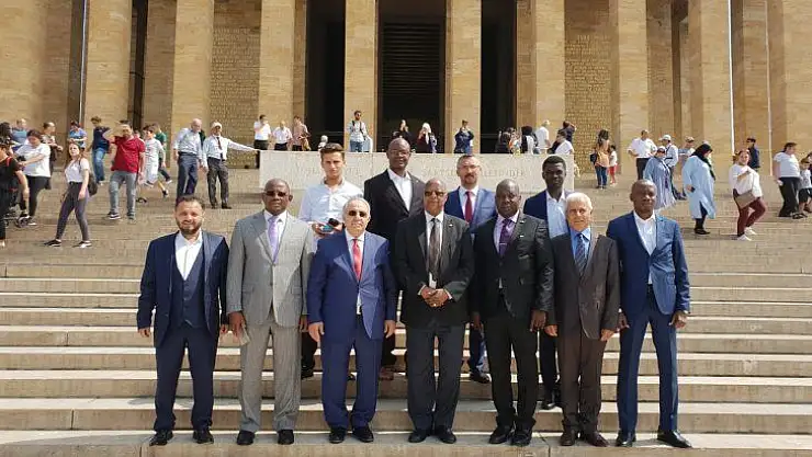 Malatyalı Hemşehrimiz Prof. Dr. Bayram Altan  Gine Bissau Cumhuriyeti  Cumhurbaşkanı Adayı ( Eski Başbakanı) Ve İletişim Bakanını Ağırladı