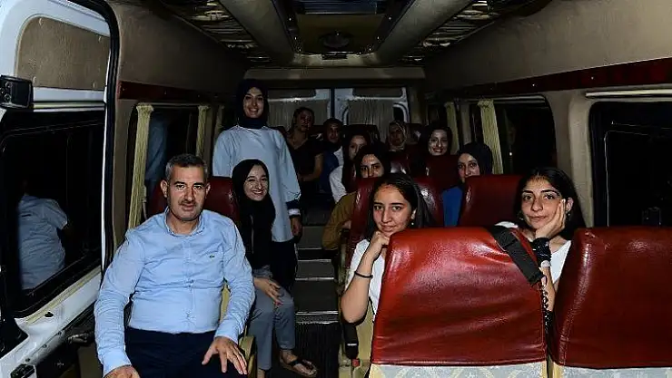 Malazgirt Zaferi Türklerin Anadolu'ya Açılan Zaferinin Şanlı Mührüdür