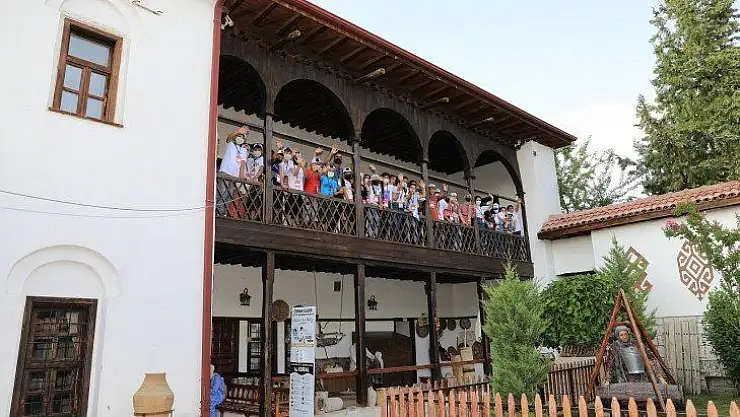 Medeniyetin Kalbi Battalgazi'de tarihi  yolculuğa çıktılar