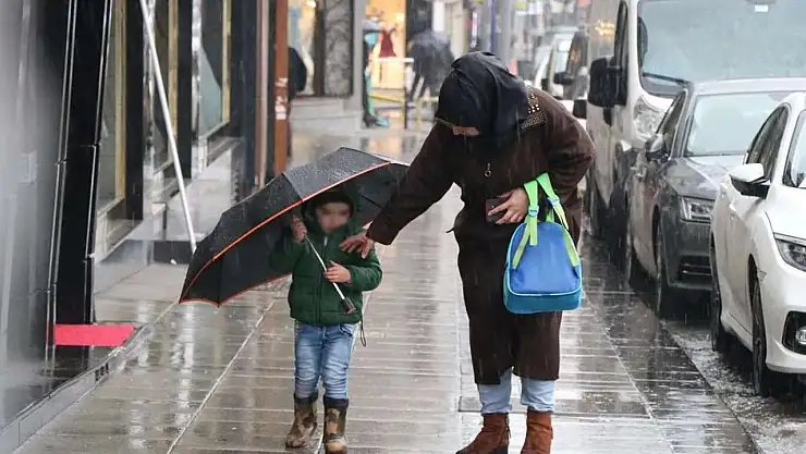 Meteorolojiden kuvvetli yağış uyarısı