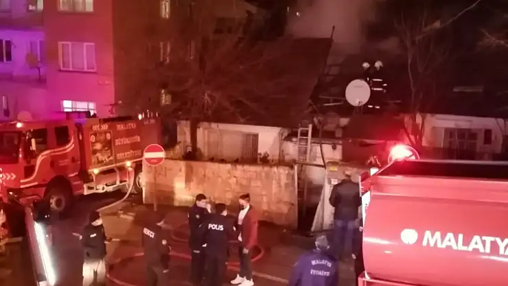 Metruk evde yangın