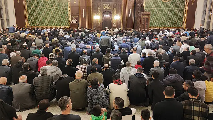 Müftü Dolu: Gazzeli mücahitler Kadir Gecesini cihat ederek kutluyor