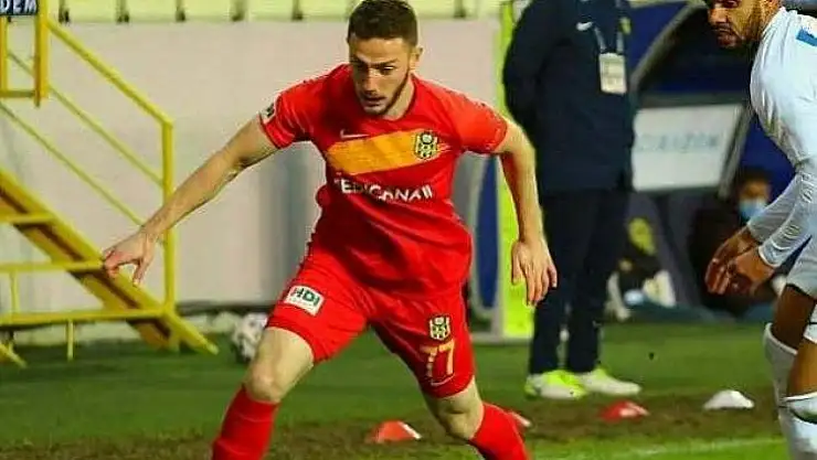 Mustafa Eskihellaç' da Gitmek Üzere