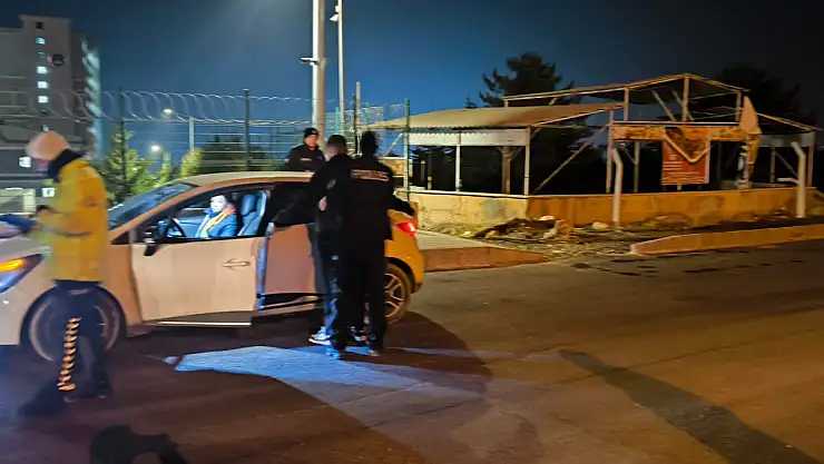 Okul ve Yurt Çevrelerinde Güvenlik ve  Denetimler Sürüyor