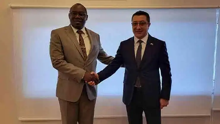 Osman Genç ile Görüşen Kenya Cumhuriyet Büyükelçisi Geçmiş Olsun Dileklerini İletti