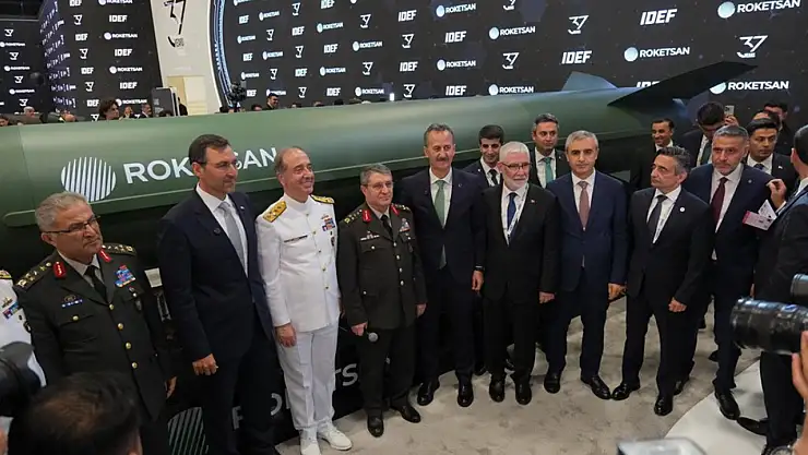Roketsan en uzun menzilli füze dahil, 6 yeni silahını tanıttı