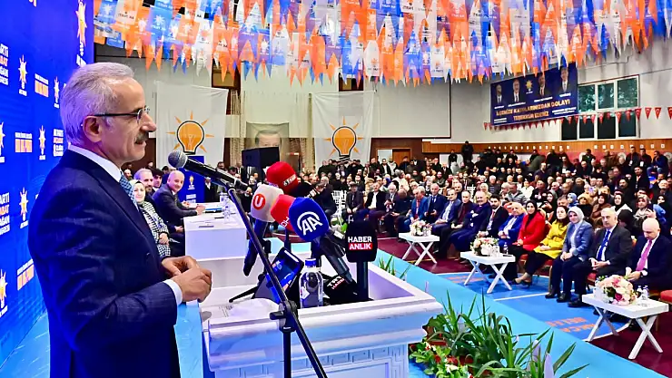 Samsun-Sarp Demiryolu 10 Milyon Kişiye Hizmet Edecek
