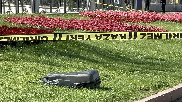 Şehir Merkezinde Büyük Panik: Unutulan Valiz Polisi Harekete Geçirdi