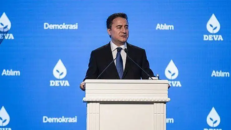 Siyasi Rekabet Vatandaşa Hizmeti Engellememeli