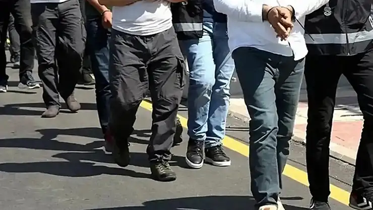 Son 1 Haftada 39 FETÖ Operasyonu: 97 Gözaltı, 16 Tutuklama