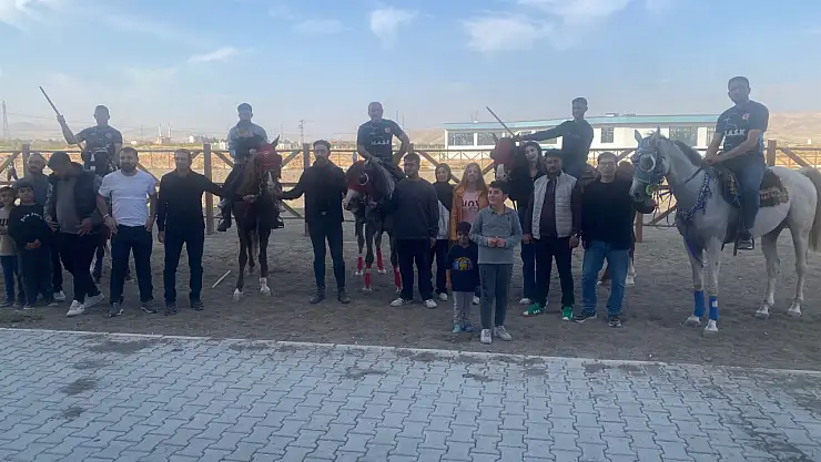 Suat Yıldız'dan Hemşerilere Çağrı: Atlı Cirit Kulübüne Sahip Çıkalım