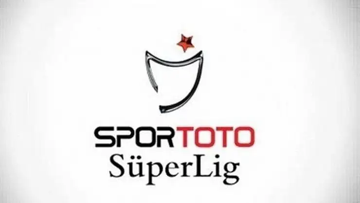 Süper Lig'de 34. hafta maçlarını yönetecek hakemler açıklandı