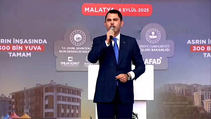 'Taş Üstüne Taş Koyuyoruz' : Bakan Kurum'dan Malatya'da Anlamlı Konuşma