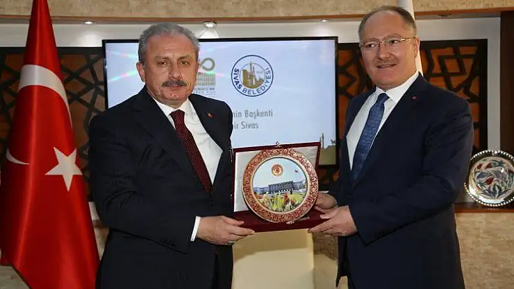 TBMM Başkanı Şentop Sivas Belediyesini Ziyaret Etti...