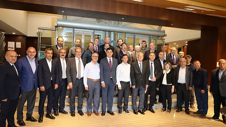 Türk zeytinyağı sektörü dökme ve varilli ihracat yasağının kaldırılmasını istedi 50 bin ton kota çıktı
