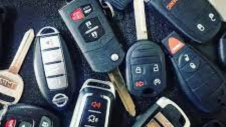 Ümraniye Bölgesinde Profesyonel, Hızlı ve Güvenilir Araç Anahtarı Çözümleri