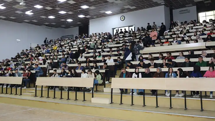 Üniversitelerde 3 Yılda Mezuniyet Dönemi Başlıyor