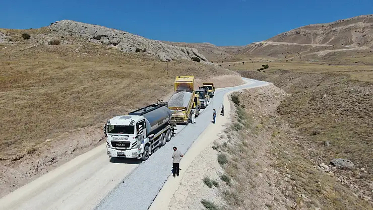 Uzunhasan Mahallesi'ne 7 Kilometrelik Yeni Yol Hizmete Açıldı