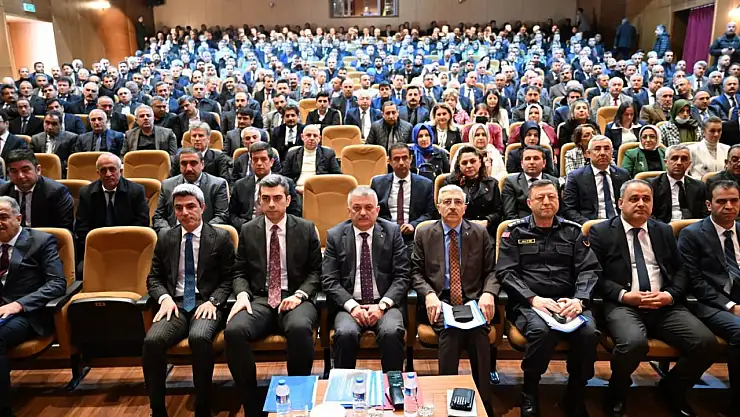 Vali Ersin Yazıcı Başkanlığında Okul Güvenliği Koordinasyon Toplantısı